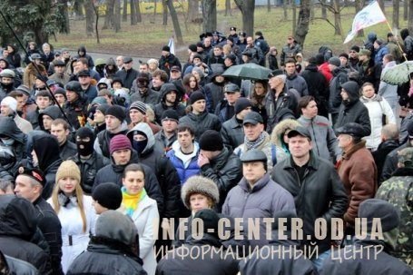 В Одессе прошло многотысячное вече (фоторепортаж) В Одессе прошло многотысячное вече (фоторепортаж)