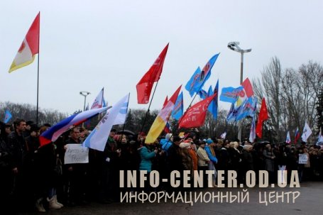 В Одессе прошло многотысячное вече (фоторепортаж) В Одессе прошло многотысячное вече (фоторепортаж)
