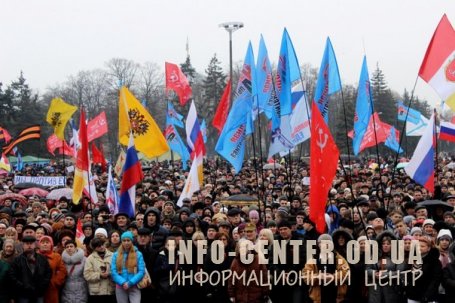 В Одессе прошло многотысячное вече (фоторепортаж) В Одессе прошло многотысячное вече (фоторепортаж)
