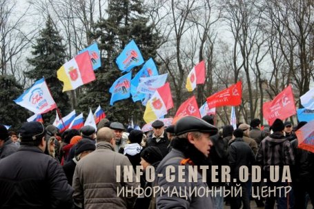 В Одессе прошло многотысячное вече (фоторепортаж) В Одессе прошло многотысячное вече (фоторепортаж)