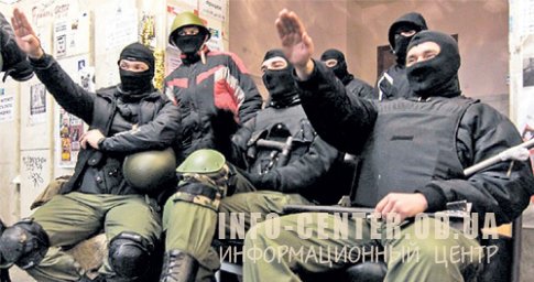 Одесса: группа радикальной молодежи призывала убивать "москалей" возле Дюка (видео)