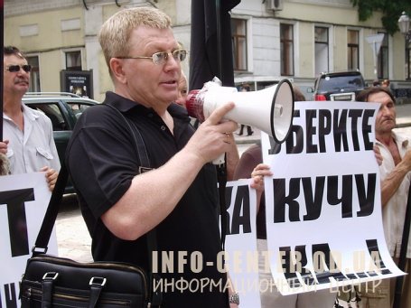 Вячеслав Азаров: "С конца октября можно ожидать волну недовольства одесситов"