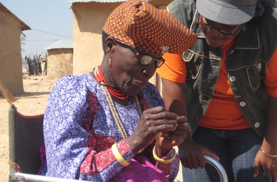 Это 79-летняя Лукреция Мухарукуа, которая всю жизнь прожила в Опуво, Намибия